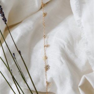 Daisy Charms Necklace